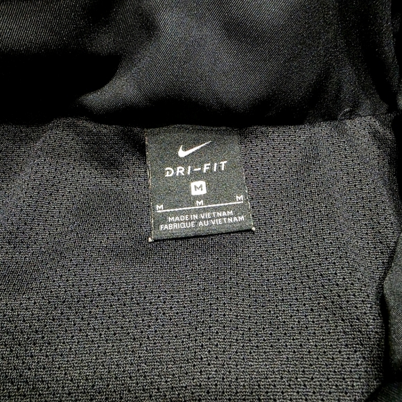 Nike Football Eagles Black and White Hooded Jacket - Picture 4 of 4